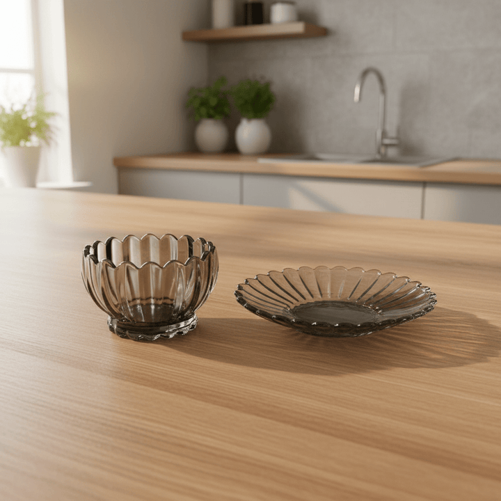 Glassware - Lotus glasskålesæt m/desserttallerkener - 12 dele | 200 ml | Klar antracit - Løven Home