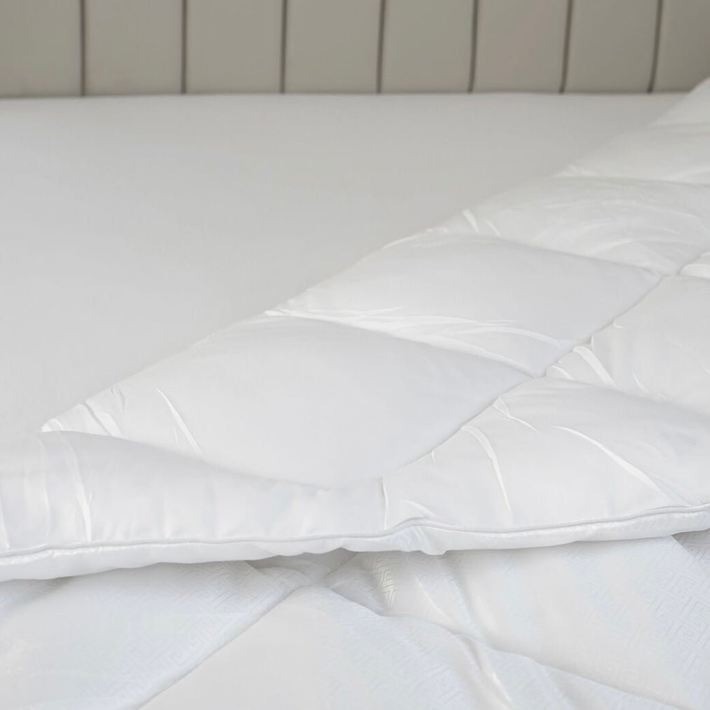 Helårsdyne Polybomuld 195x220 cm Hvid - Pimoliza - Løven Home