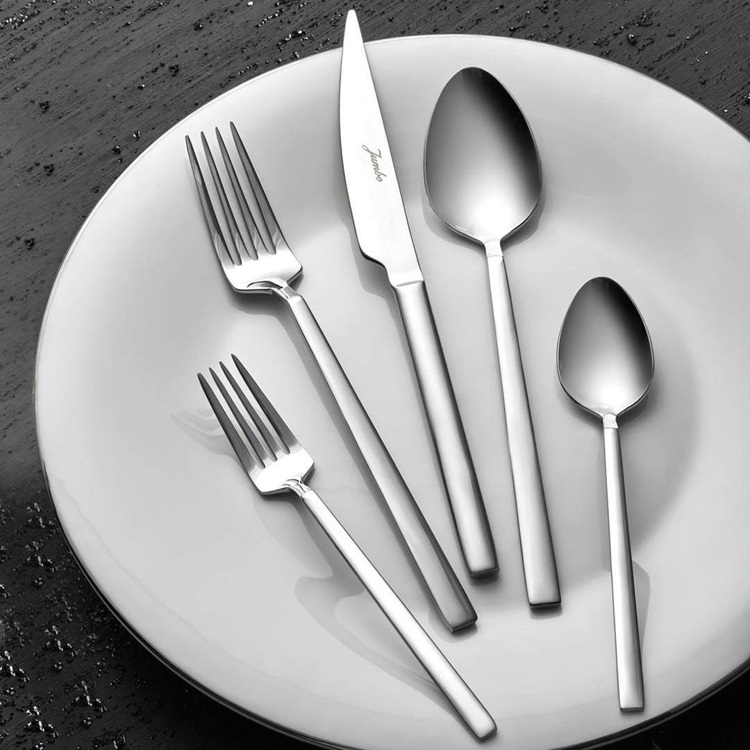 Jumbo 1800 Bestiksæt 60 dele til 12 personer - Løven Home