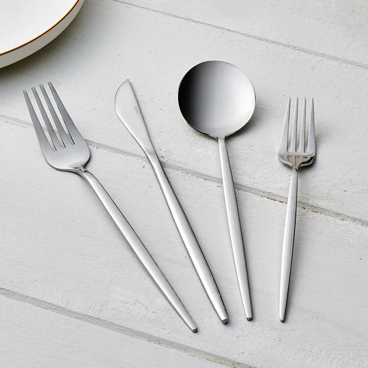 Karaca Apricot Faro 6‑personers Bestiksæt – 24 dele - Sølv - Løven Home