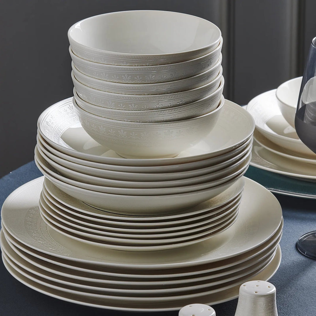 Karaca Arte New Bone Spisestel – 56 dele til 12 personer - Løven Home