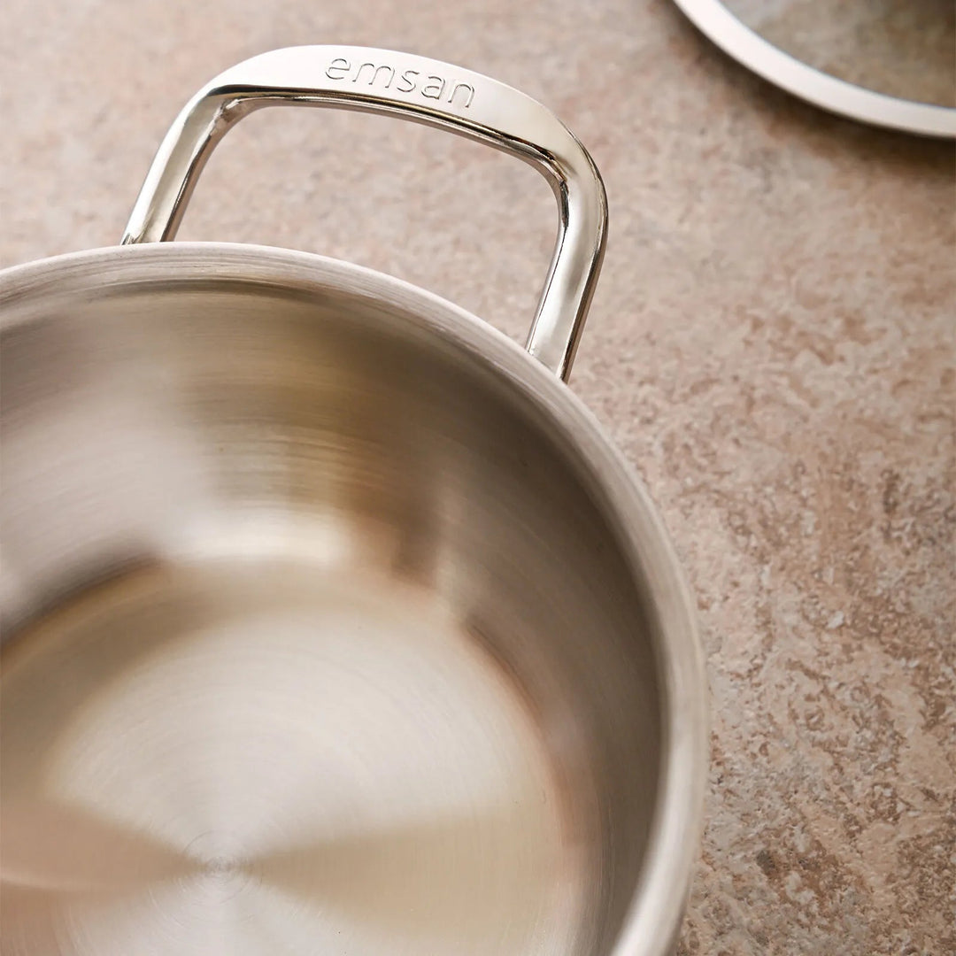 Karaca Emsan Cemre – 8 dele Induktionskompatibelt Grydesæt i Rustfrit Stål - Løven Home