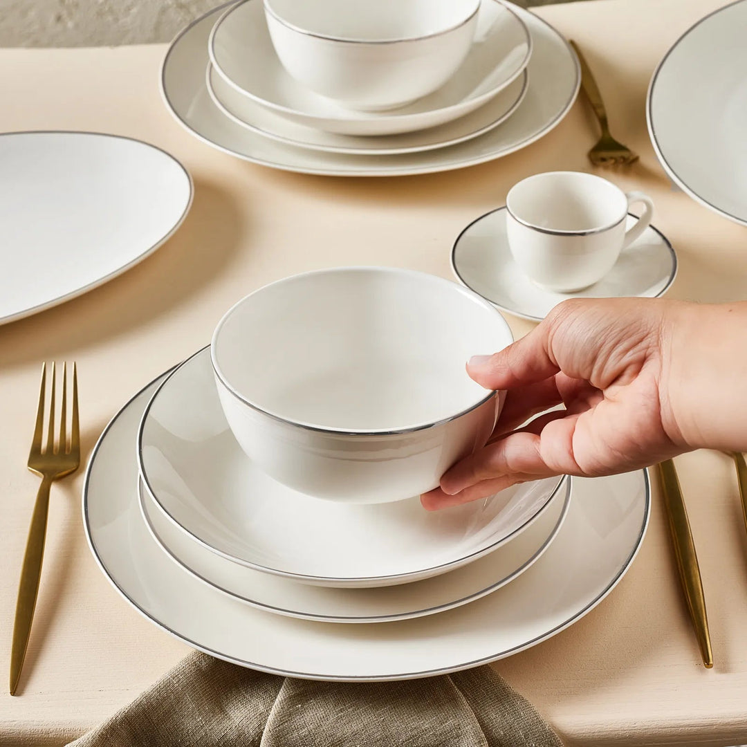 Karaca Epsilon Porcelænssæt Sølvkant - 76 dele 12 personer - Løven Home