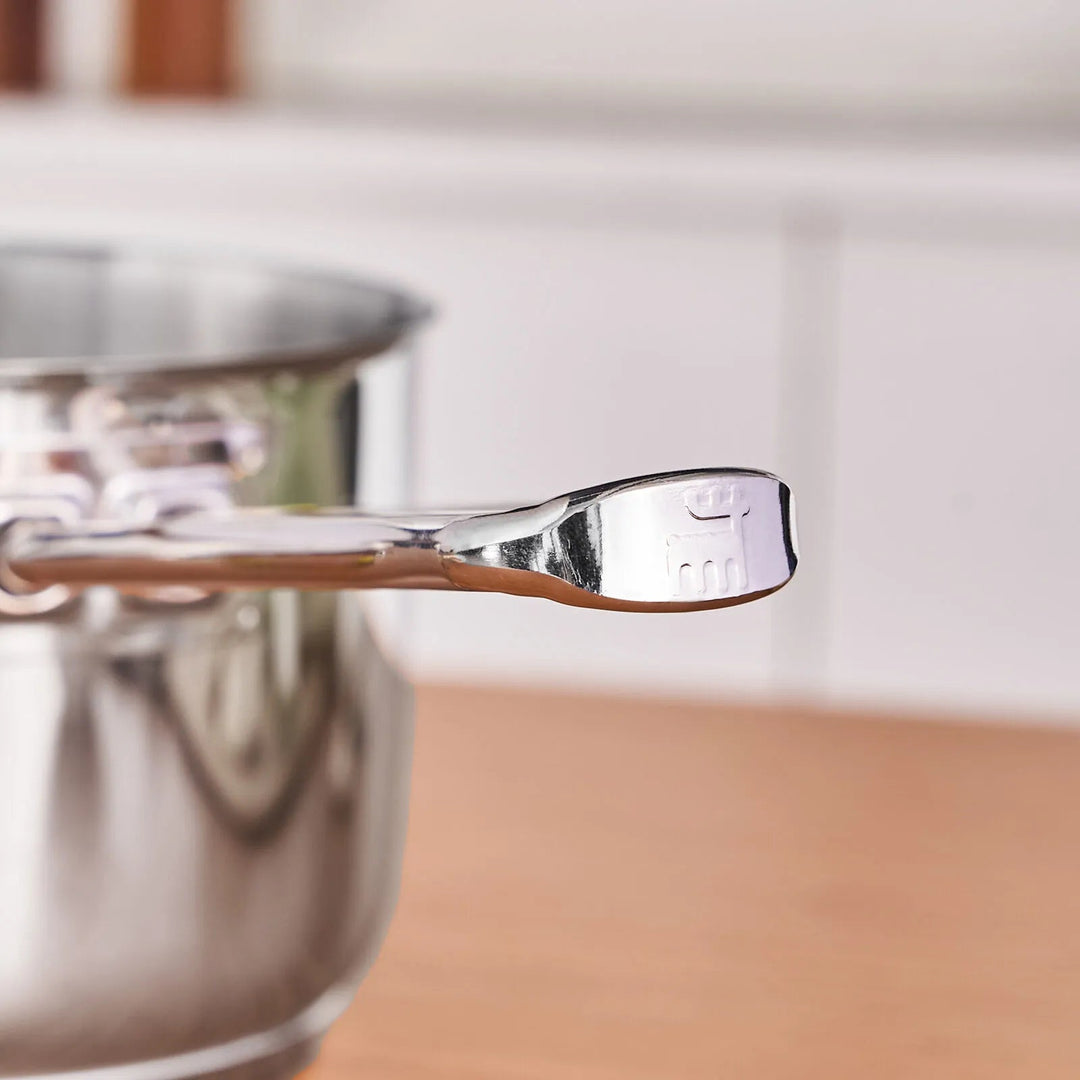 Karaca Grace Induktionskompatibel Stål Sovskande/Mælkekande – 1,6 L - Løven Home