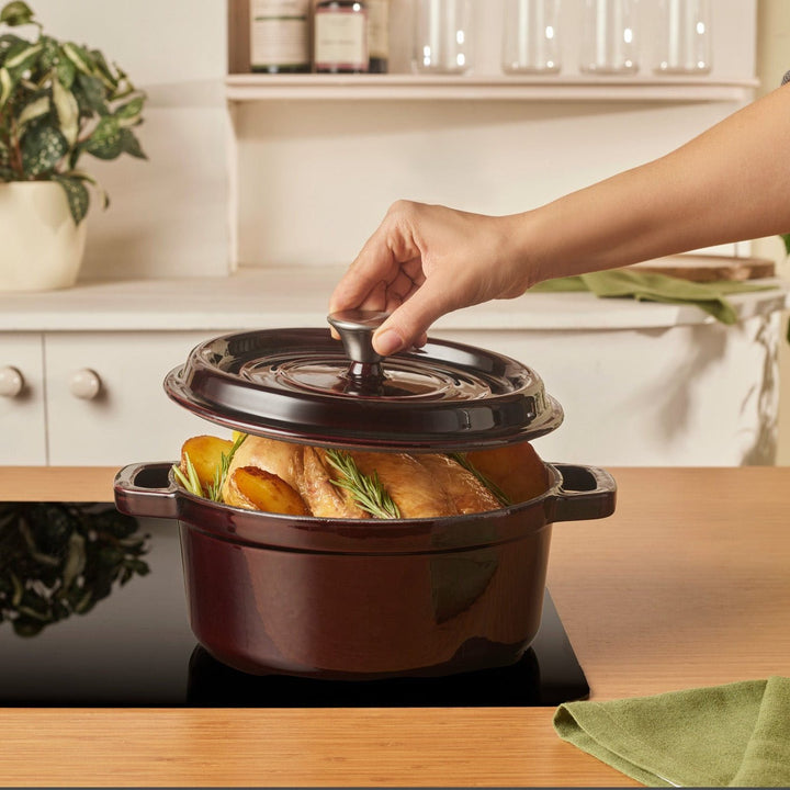 Karaca Heritage Emaljeret Støbejernsgryde – Rødbrun - 24 cm - 3,7 Liter - Løven Home