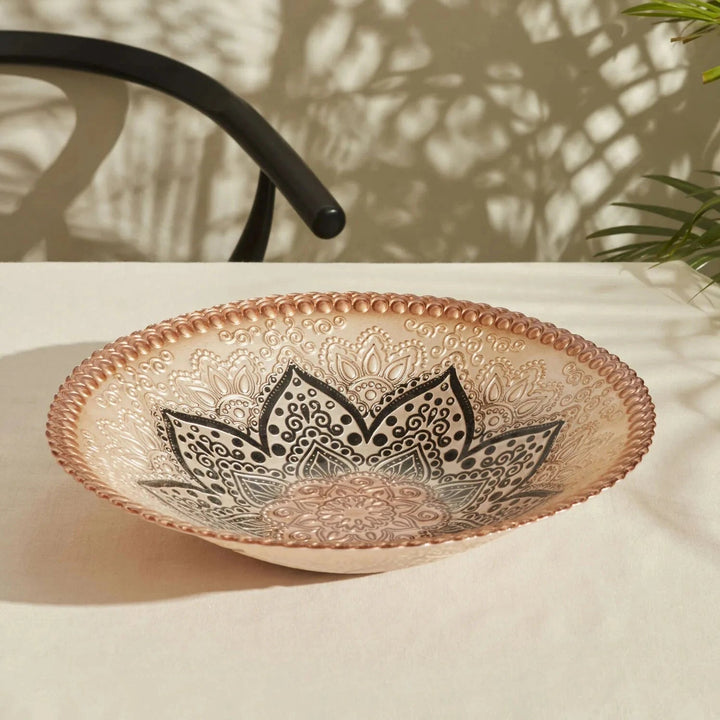 Karaca Home Alshiwa Dekorativ Tallerken – Brun, 33 cm - Løven Home