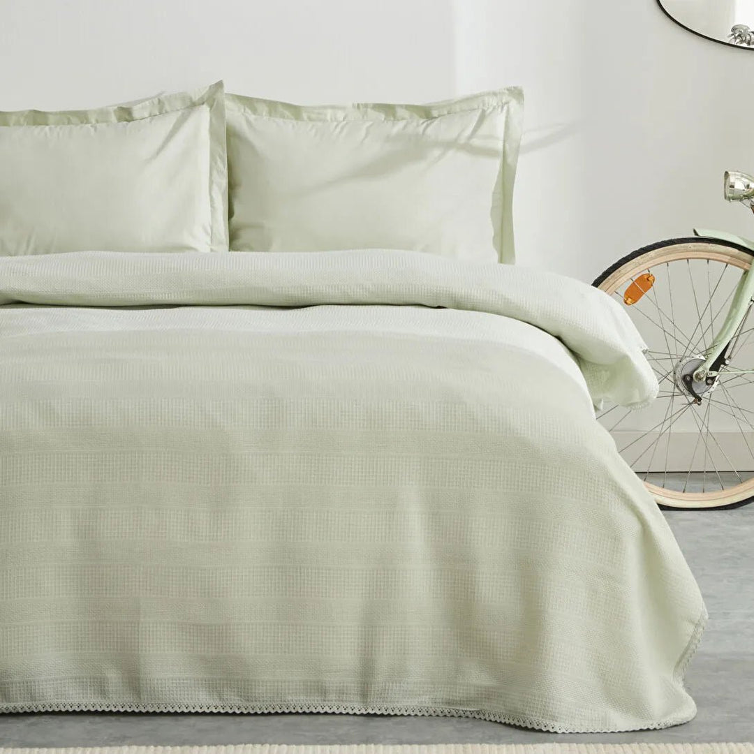 Karaca Home Aurora – Dobbeltseng Sengetæppe 240x260 cm - Mint - Løven Home