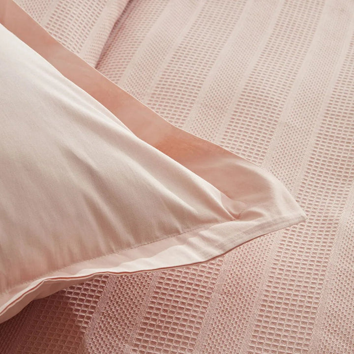 Karaca Home Aurora – Dobbeltseng Sengetæppe 240x260 cm - Rose - Løven Home