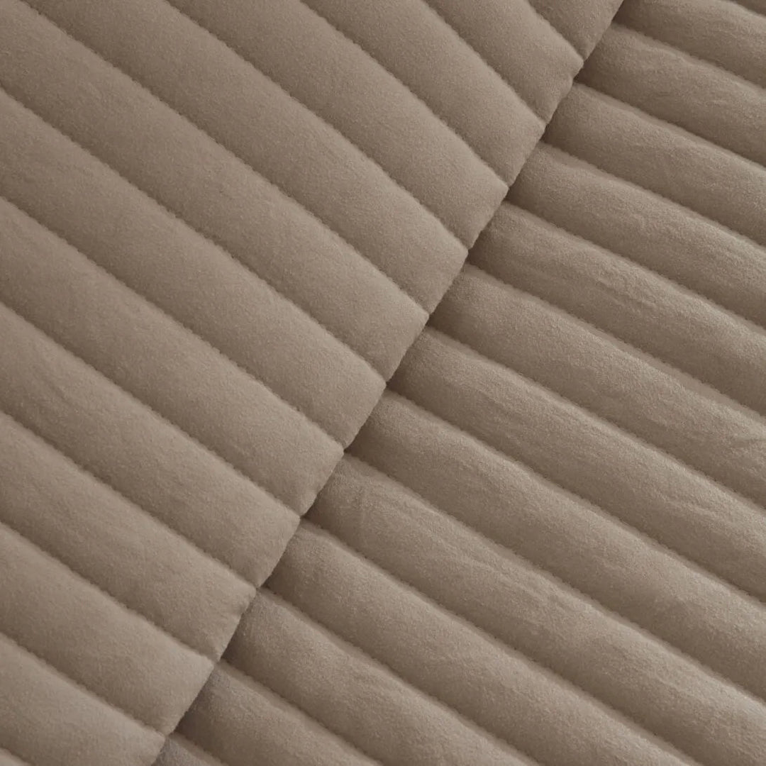 Karaca Home Elie – Dobbeltseng Sengetæppe 230x240 cm - Beige - Løven Home