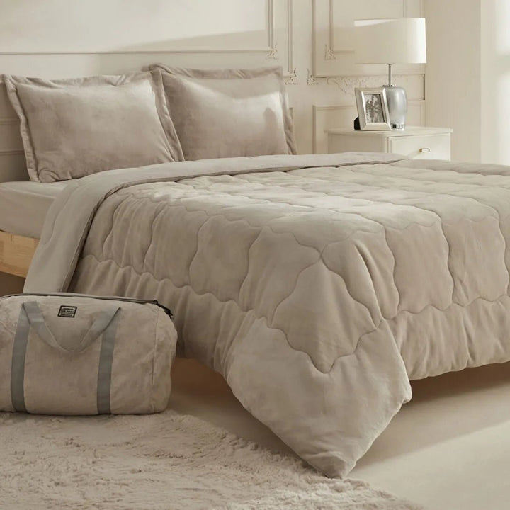 Karaca Home Flufy Soft Dream Comfort Set – Dobbeltseng Sengetæppe 195x215 cm - Beige - Løven Home