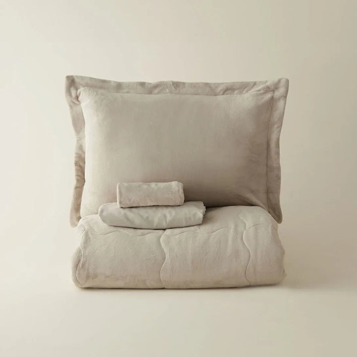 Karaca Home Flufy Soft Dream Comfort Set – Dobbeltseng Sengetæppe 195x215 cm - Beige - Løven Home