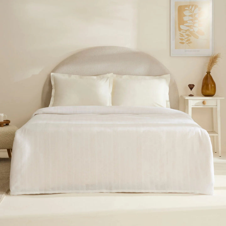 Karaca Home Layna Ecocell – Dobbeltseng Sengetæppe 200x220 cm, Råhvid - Løven Home