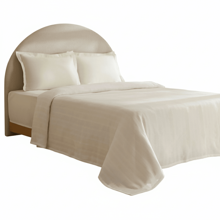 Karaca Home Layna Ecocell – Dobbeltseng Sengetæppe 200x220 cm, Råhvid - Løven Home