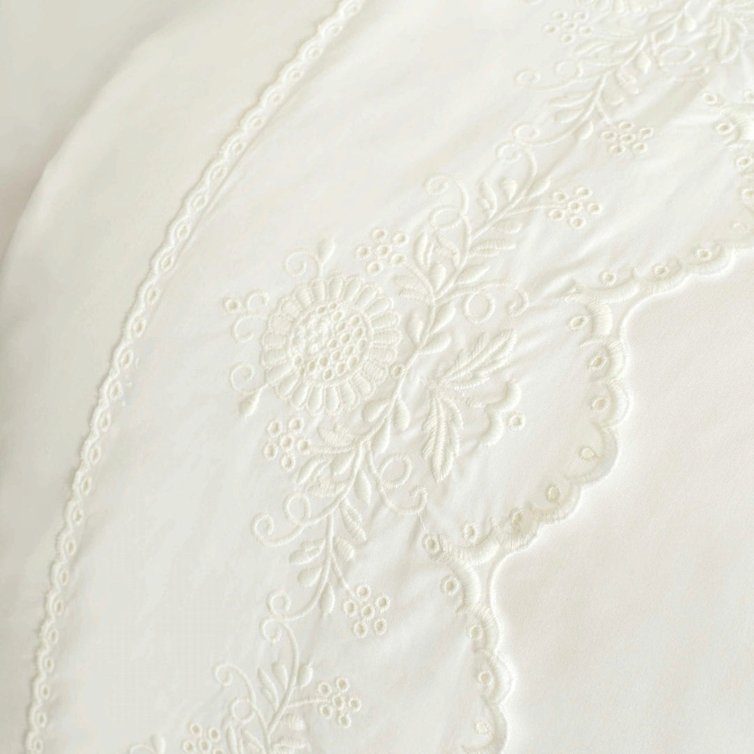 Karaca Home Lula Broderet Dobbeltseng - Sengetøj – Hvid (100 % Bomuld) - Løven Home