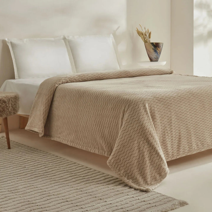 Karaca Home Raunda Enkelt Wellsoft Battaniye/Sengetæppe - Ekru - Løven Home