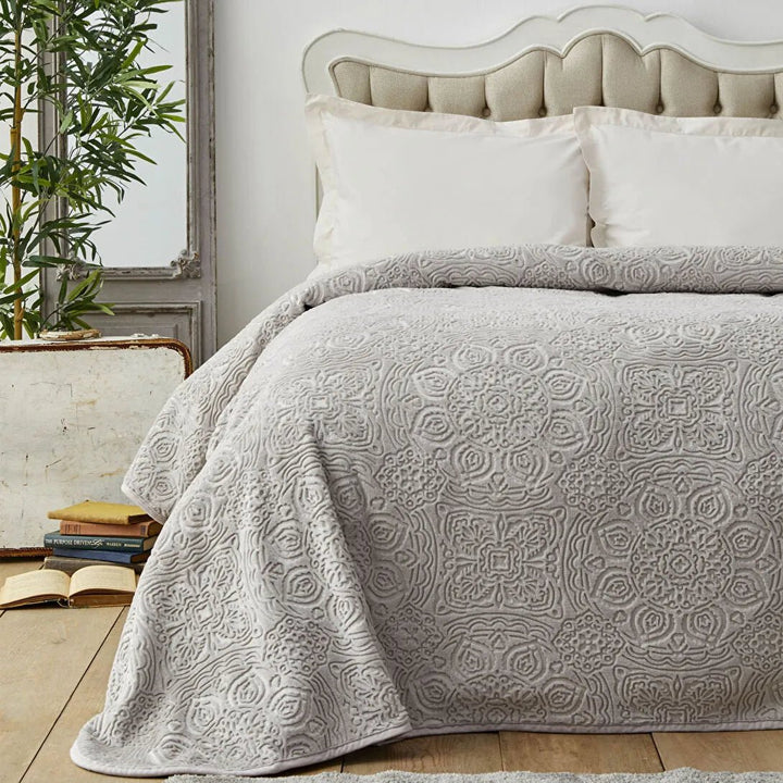 Karaca Home Scala Mink Embosy Sengetæppe | 200 × 220 cm | Dobbelt Sengetæppe - Løven Home