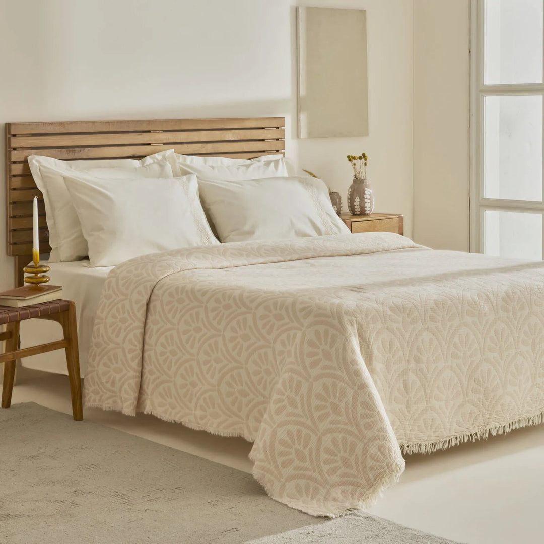 Karaca Home Shailyn Broderet Musselin Sengetæppesæt 200x220 cm (Dobbeltseng) | Rosa - Løven Home