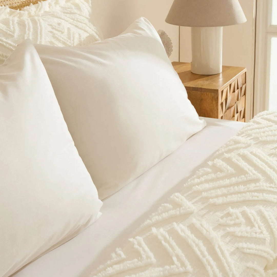 Karaca Home Velora – Dobbeltseng Sengetæppe 230x240 cm, Ecru - Løven Home