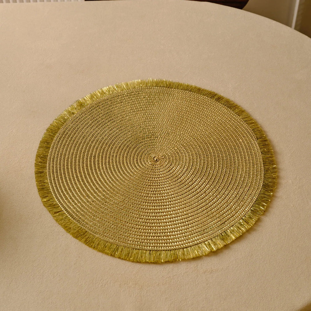 Karaca Kristina 2 dele Amerikansk dækkerserviet – Gold, 38 cm - Løven Home