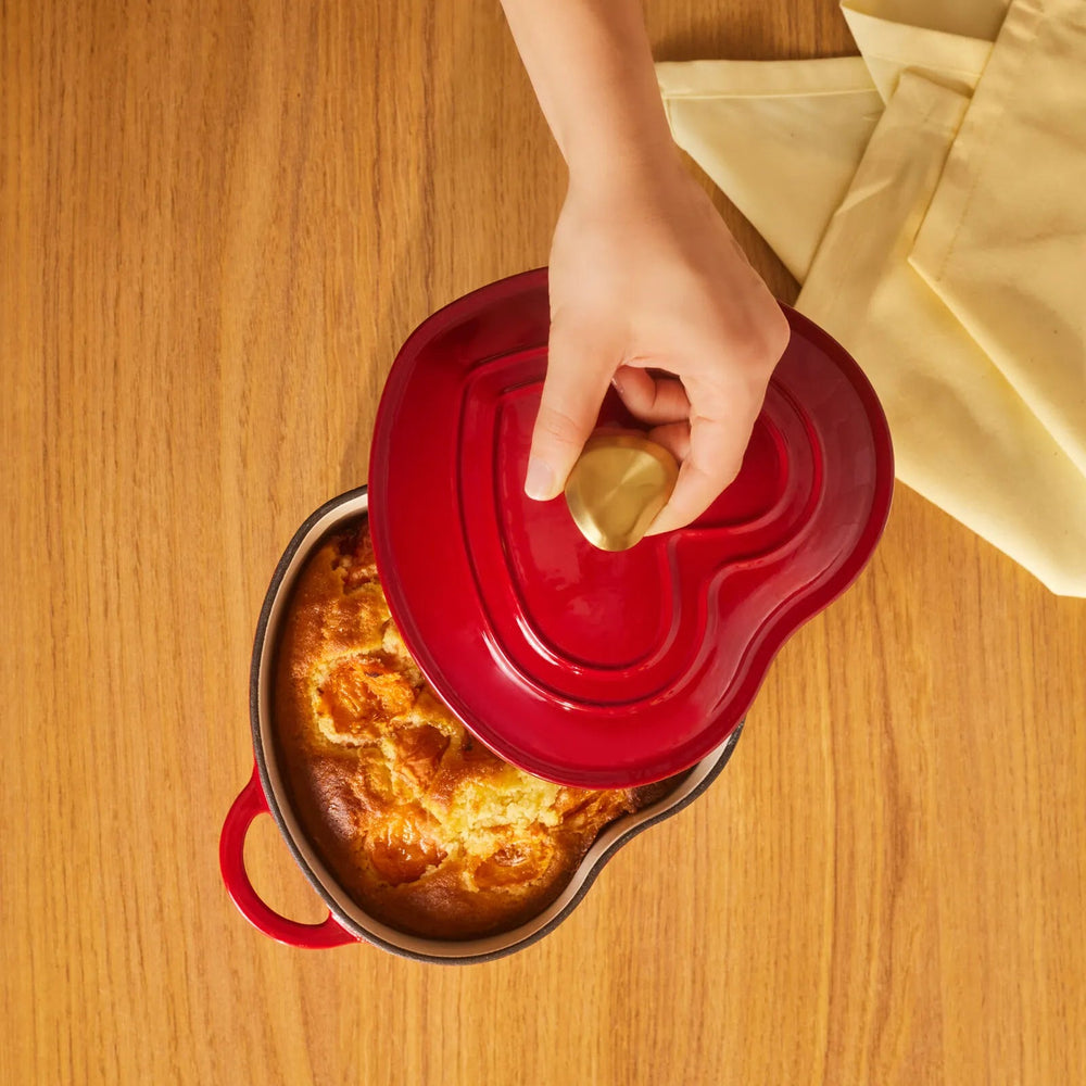 Karaca Love Støbejernsgryde (Induktion) – 1,9 liter - Rød - Løven Home