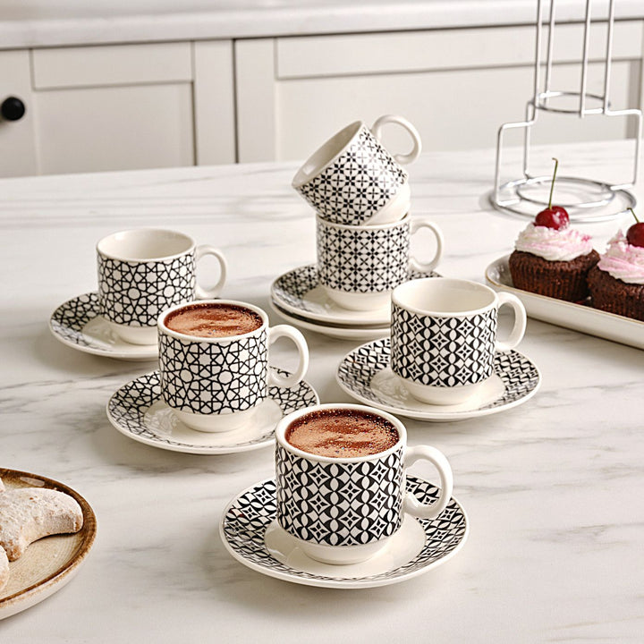 KARACA MIA ESPRESSO KAFFESÆT M/STATIV 13 DELE, 90 ML, HVID/SORT - Løven Home