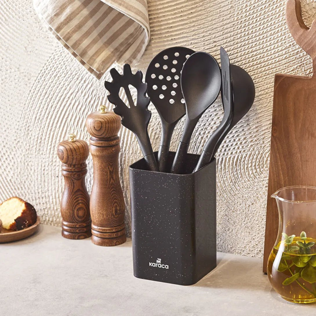 Karaca Misto Køkkenredskabssæt m/Elegant Stand – 6 Dele - Løven Home