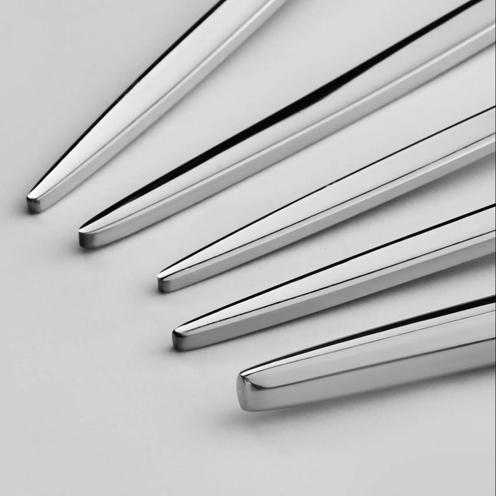 Karaca Porto 30 - dele bestiksæt 6 Pers. - Løven Home