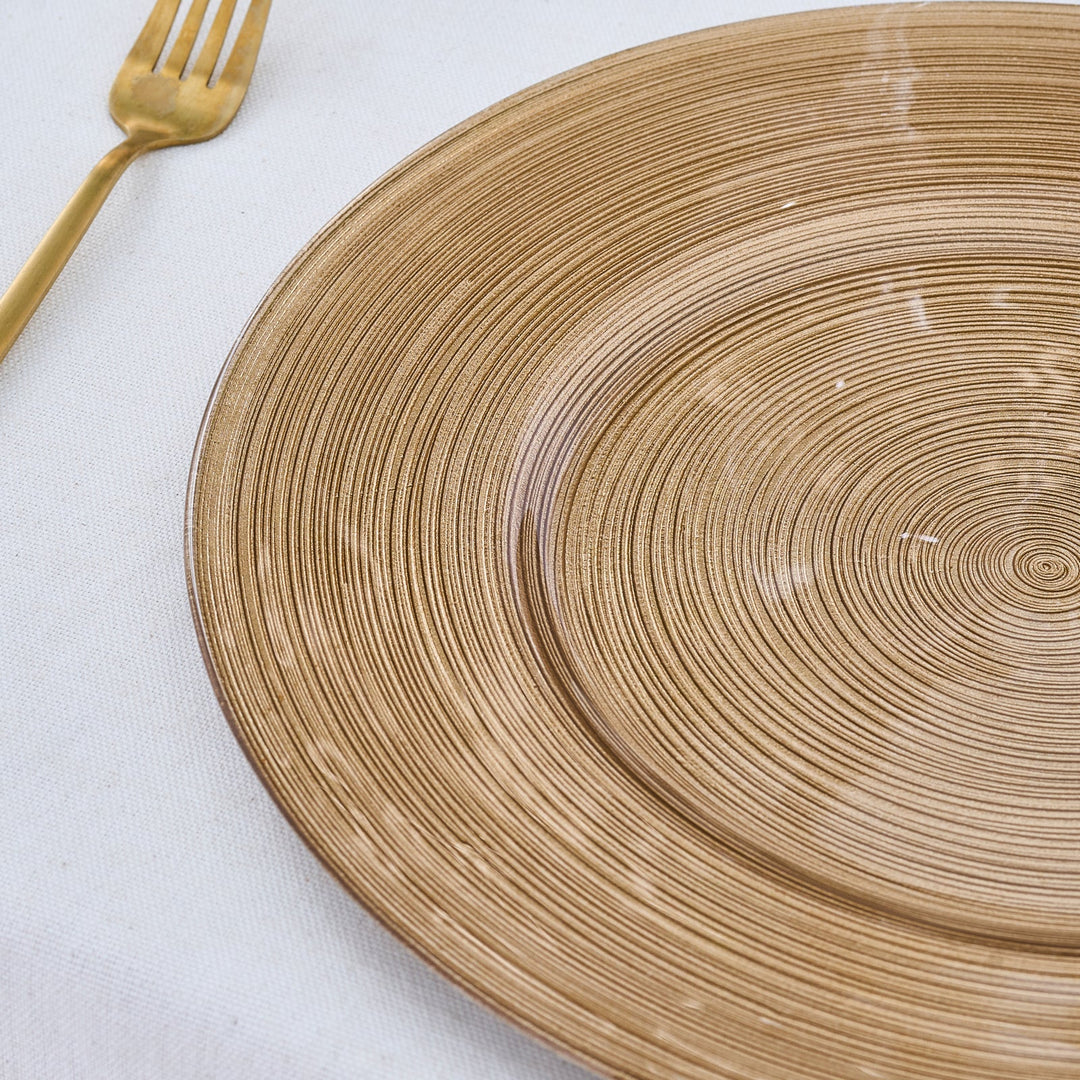 Karaca Premium glas supla / dækkeserviet – guld 33 cm - Løven Home