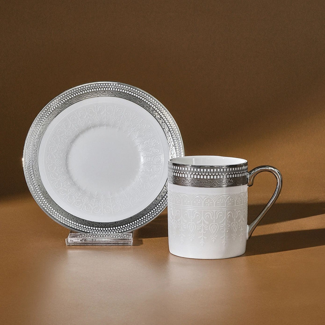 Karaca Royal Bone Kate – Espressosæt til 6 personer (90 ml) - Hvid/Sølv - Løven Home