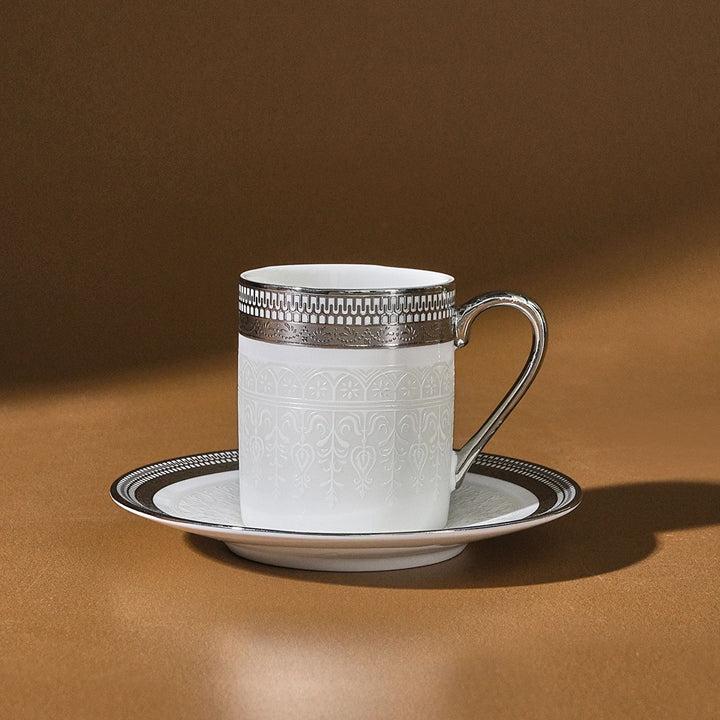 Karaca Royal Bone Kate – Espressosæt til 6 personer (90 ml) - Hvid/Sølv - Løven Home