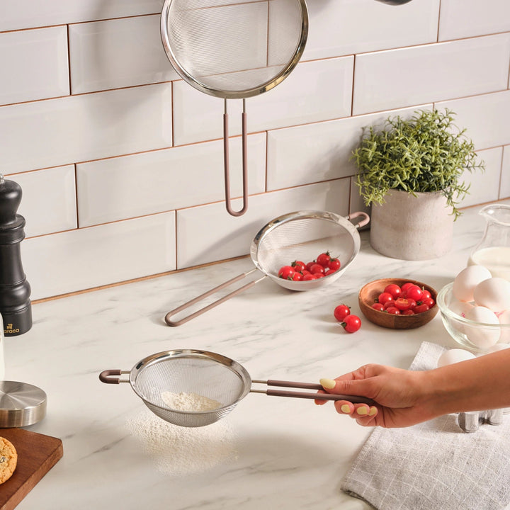 Karaca Ruby Sigte – 3 dele, Rustfrit Stål - Løven Home