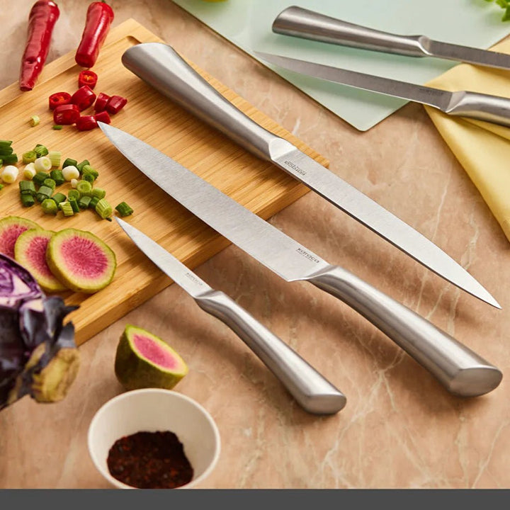 Karaca Samurai Nagoya Vigor 7 - delt Knivsæt med Skærebræt – Japansk Stål - Løven Home