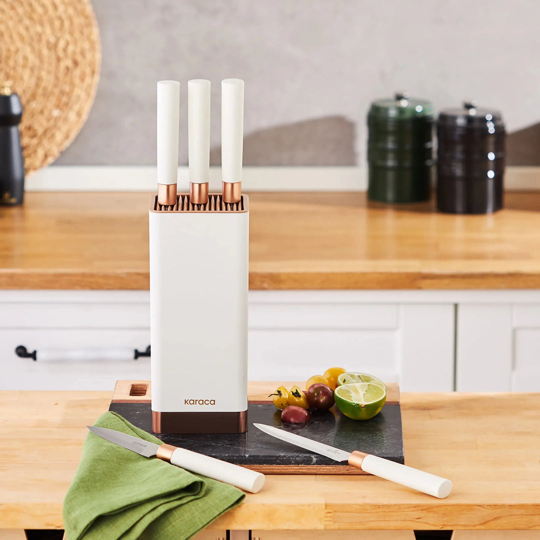 Karaca Skycut Knivsæt m/Stand og Kødøkse – 6 dele – Creme - Løven Home