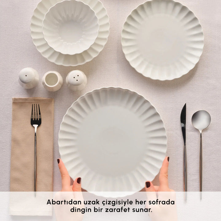 Karaca Stream Bone Umbrella – 53 dele Middagsservice til 12 personer, Hvid - Løven Home