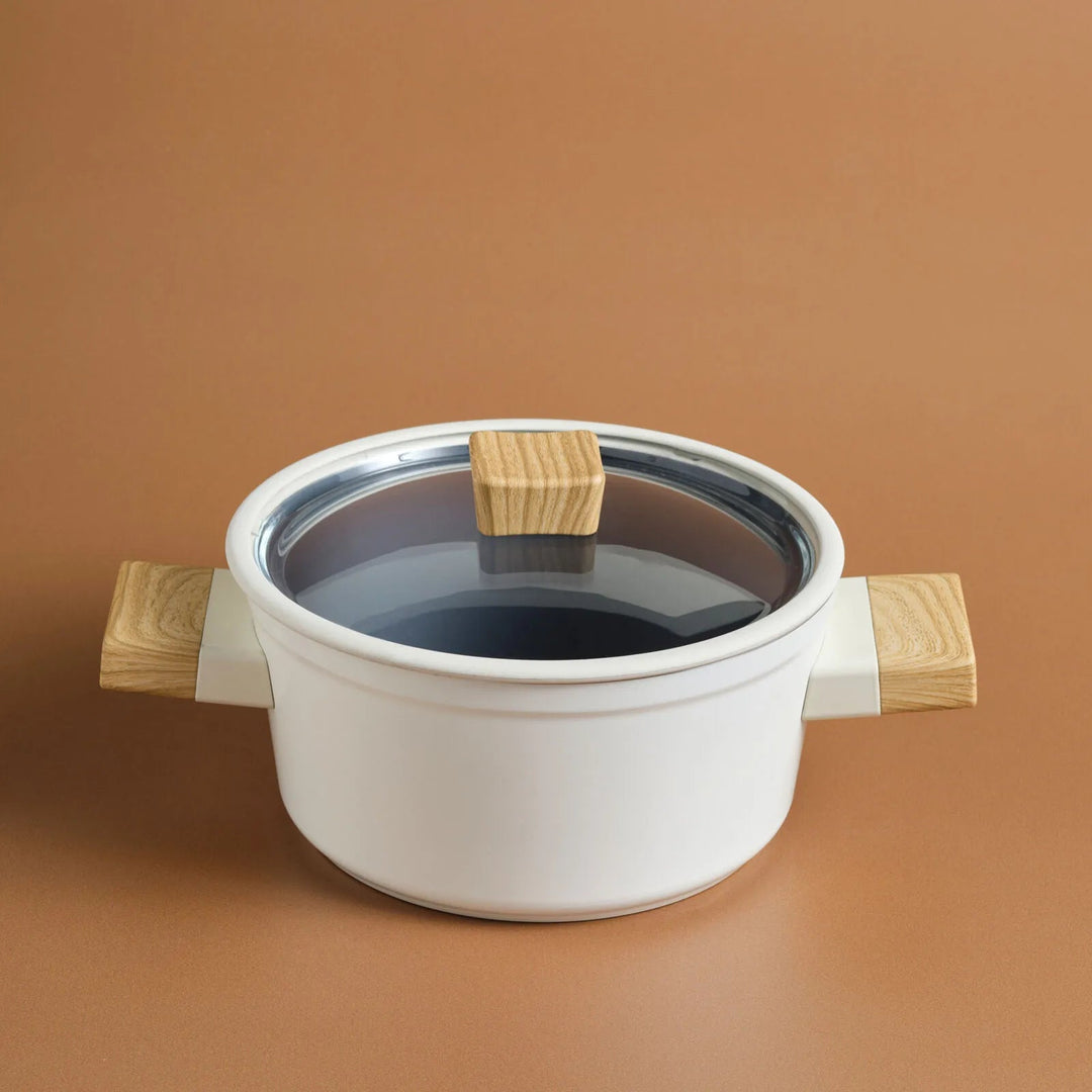 Karaca Swiss Crystal Creamy Wood gryde – 24 cm / 4,4 Liter - Løven Home