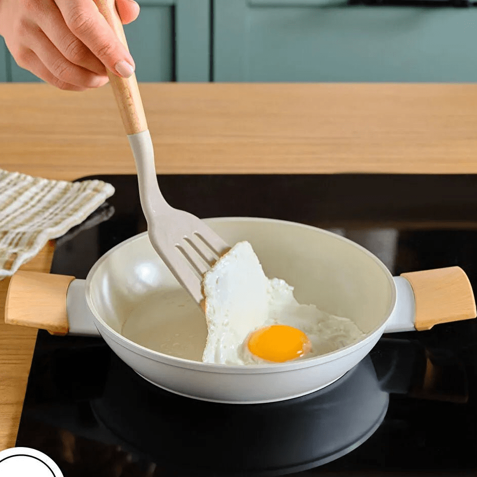 Karaca Swisscrystal Stegepande 900 ML | 20 cm – Induktionsbund - Løven Home