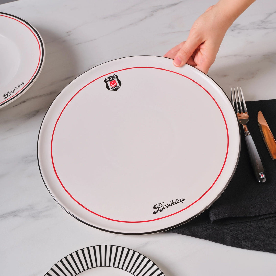 Karaca x Besiktas - Pizzatallerken - 32 cm - Løven Home