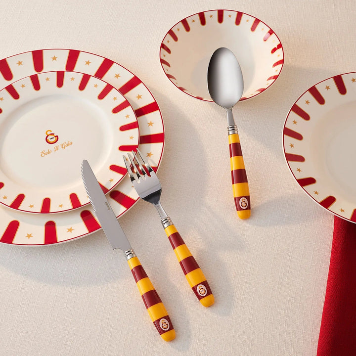 Karaca x Galatasaray 18 Dele Bestiksæt til 6 Personer - Løven Home