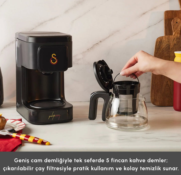 Karaca x Galatasaray Just Coffee Aroma 2 - in - 1 filterkaffe - og tedemsmaskine - Løven Home