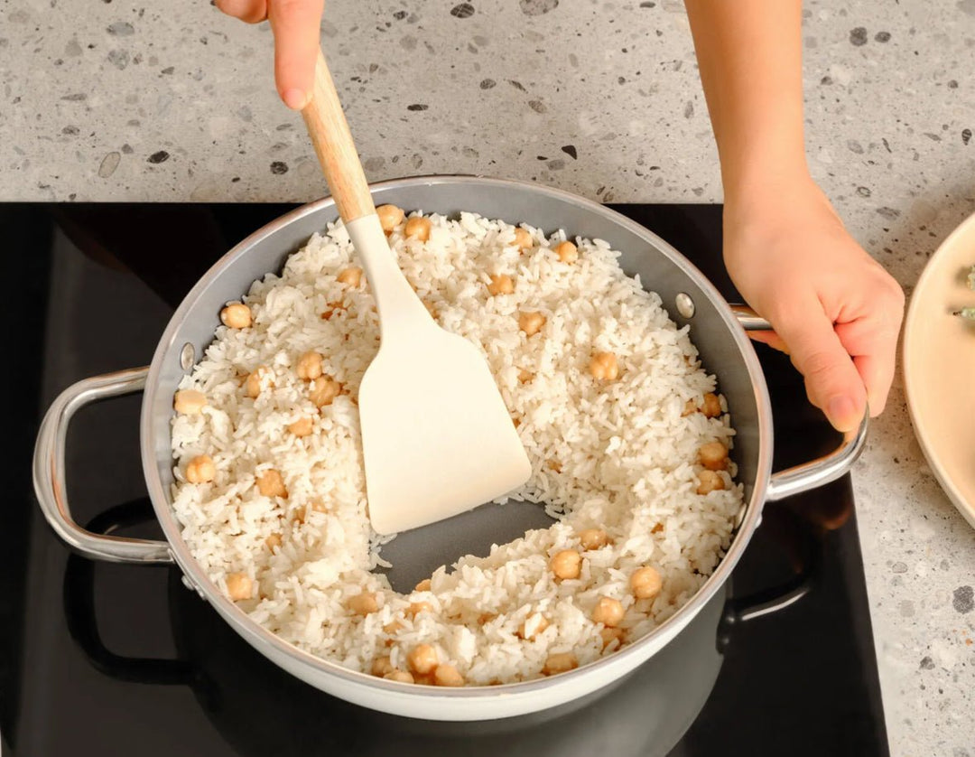 Karaca x Refika Swiss Crystal Metal‑håndtag 7‑delers grydesæt - Løven Home