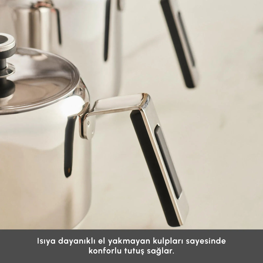 Karaca Yasemin Induktionsvenligt Midi Tekandesæt i Rustfrit Stål - Løven Home