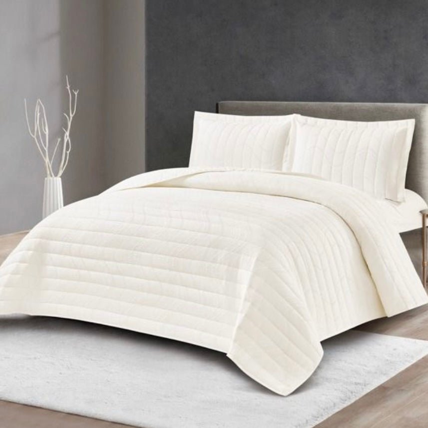 Lavella Hale Sengetæppe Sæt 3 Dele | 240x260 cm | Hvid - Løven Home