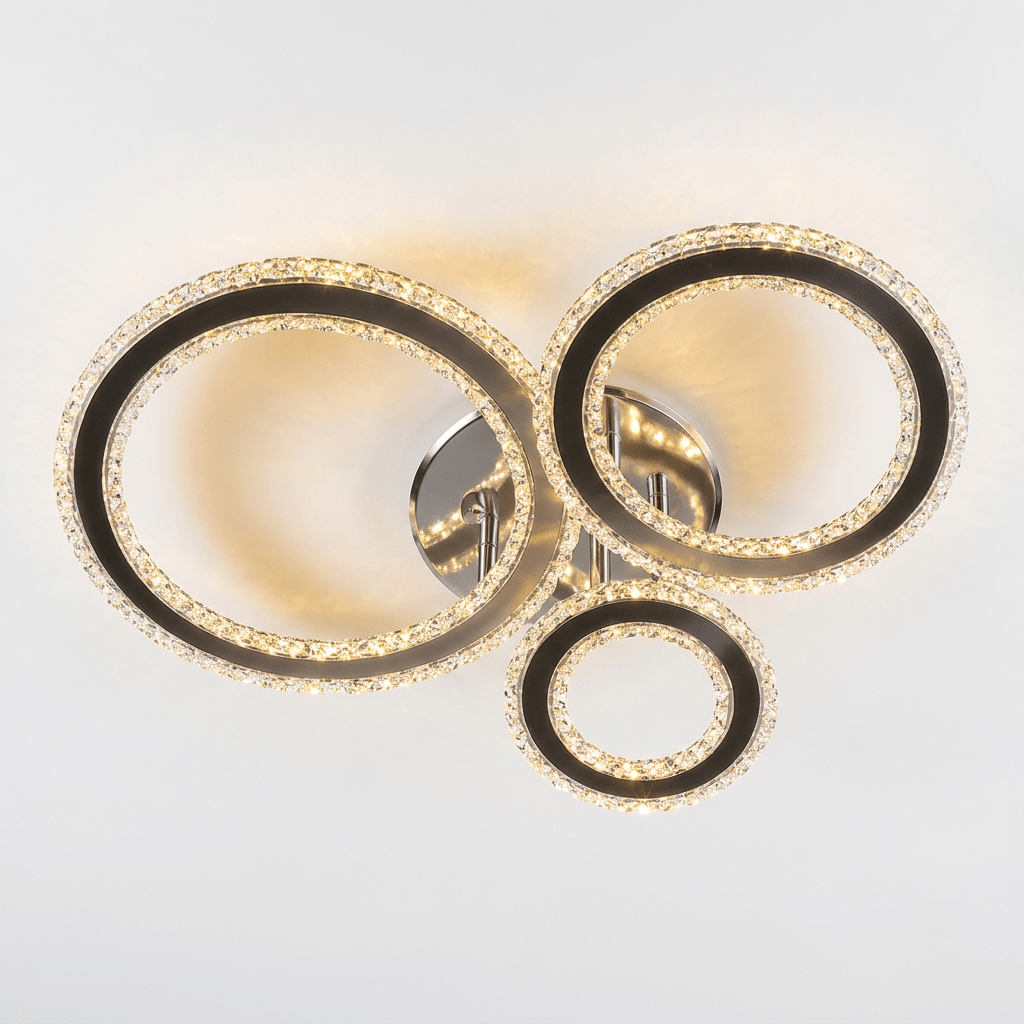 Luxury Living Krystal Loftlampe – 3 Ringe | Krom | LED - Løven Home