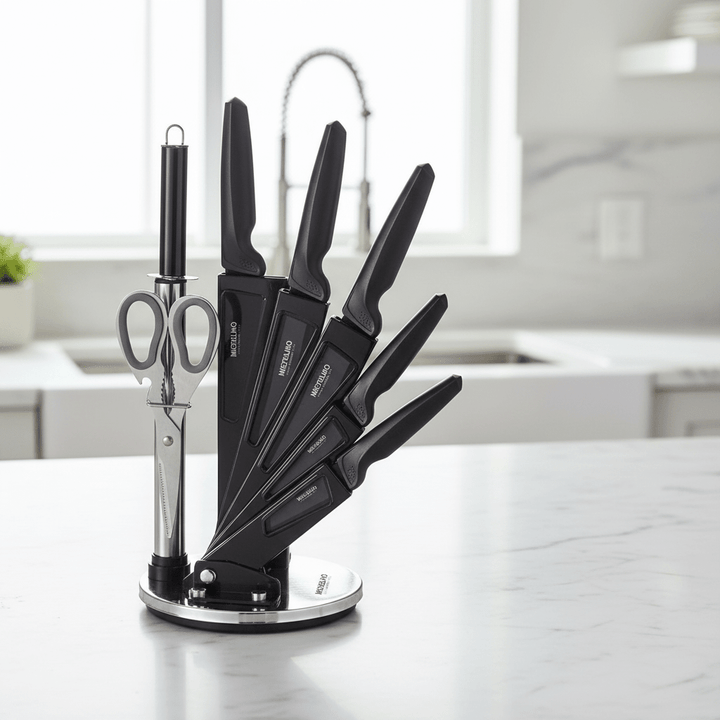 Michelino Elegant knivsæt med drejestativ – 8 dele Sort - Løven Home