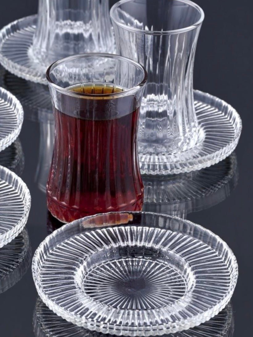 Pasabahce Elysia Tesæt – 12 dele (6 teglas + 6 underkopper) (Kopi) - Løven Home