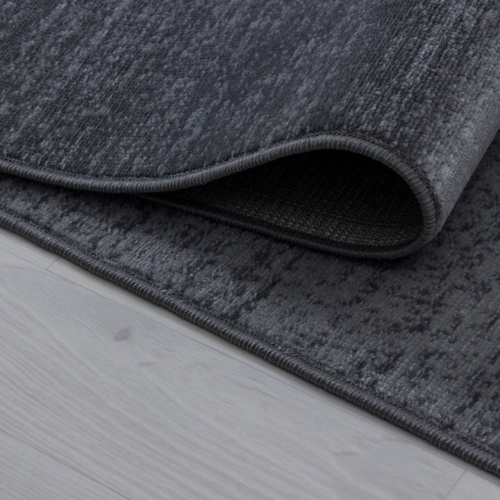 Plus - 8002 Grå - Løven Home