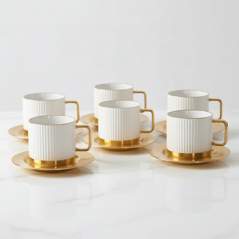 Porcelæn/Metal Kaffekoppesæt 12 dele | Stribet Hvid/Guld - Løven Home