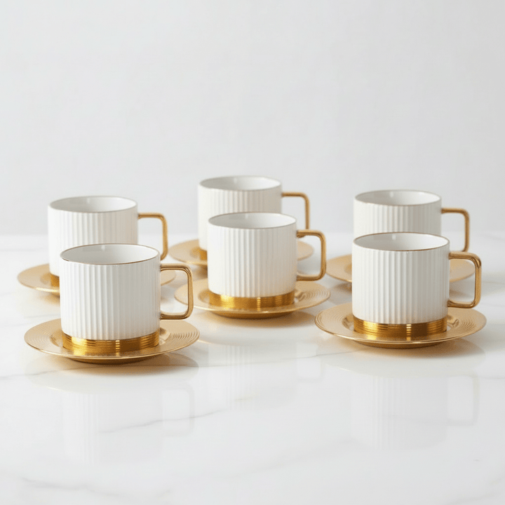 Porcelæn/Metal Kaffekoppesæt 12 dele | Stribet Hvid/Guld - Løven Home