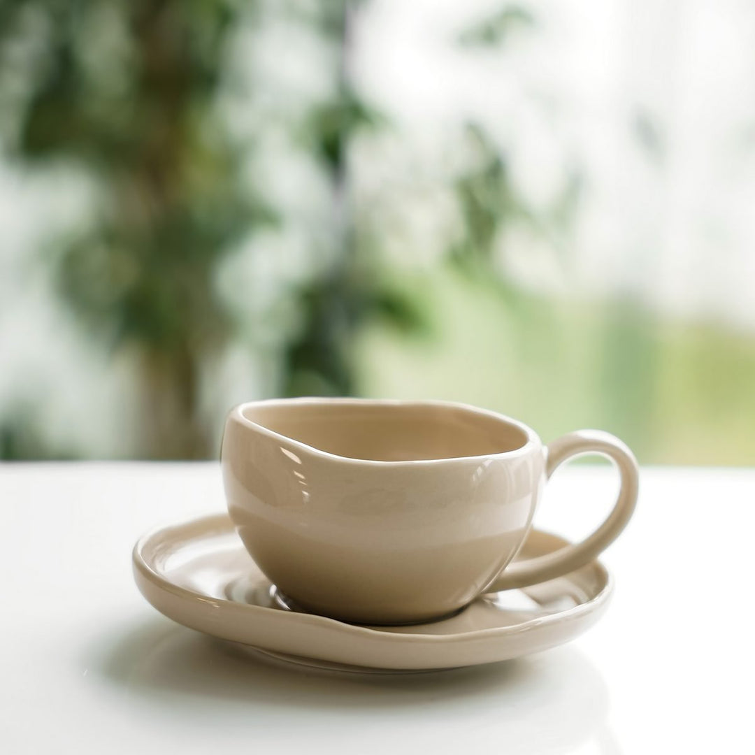 Wave Biscuit mokkasæt i porcelæn (6 pers.) - Løven Home